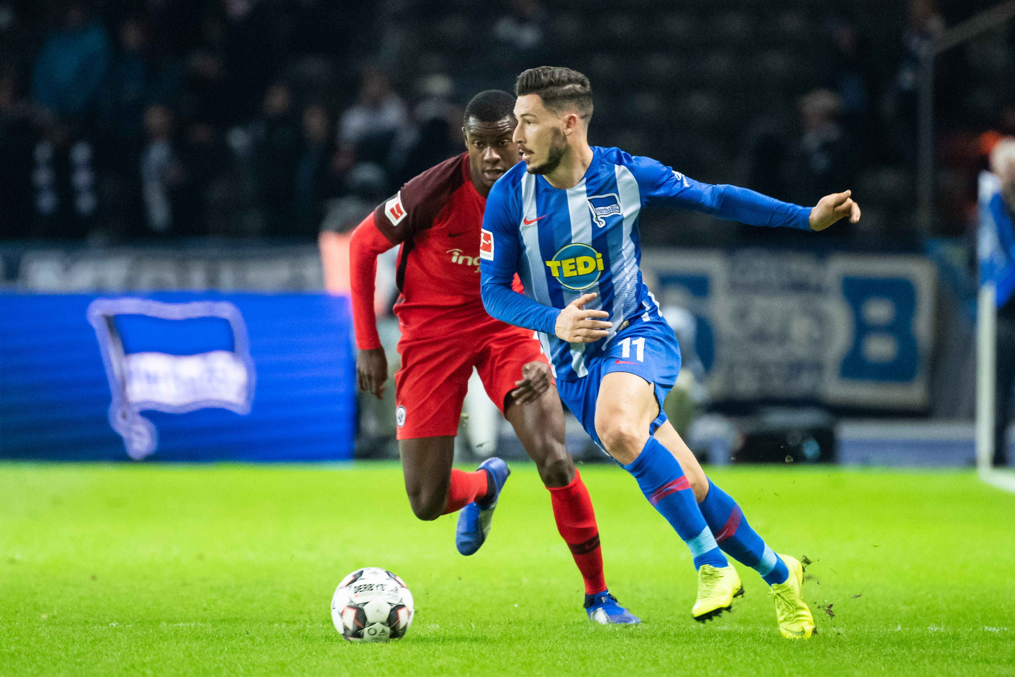 高清：英超利物浦1-1 萨拉赫替补登场维尔茨造乌龙（高清：英超利物浦1-1战平 萨拉赫替补出场维尔茨制造乌龙）