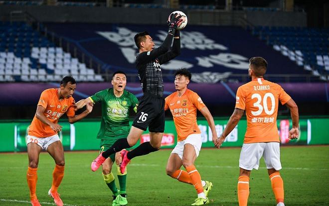 火爆出圈！“苏超”入选2025年度十大新词语（强势出圈！“苏超”跻身2025年度十大新词语）