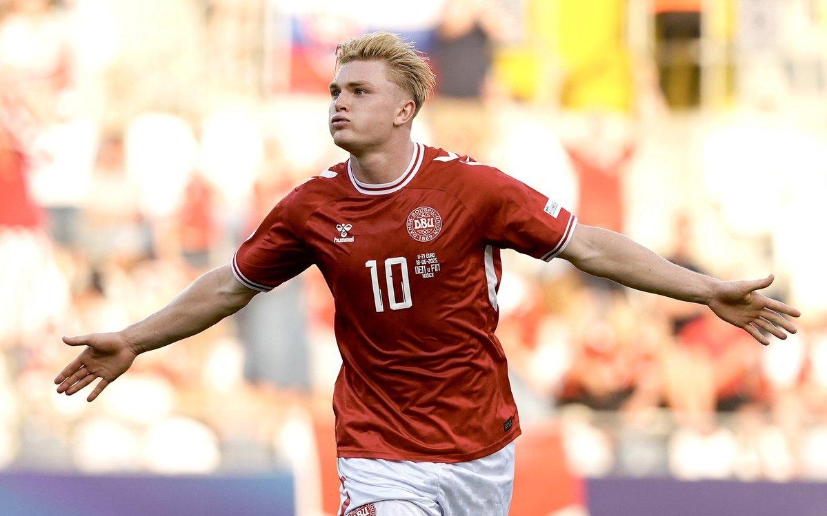 切尔西队史引进U20球员转会费排行榜：拉维亚6210万欧第一（切尔西队史U20引援转会费榜：拉维亚以6210万欧登顶）