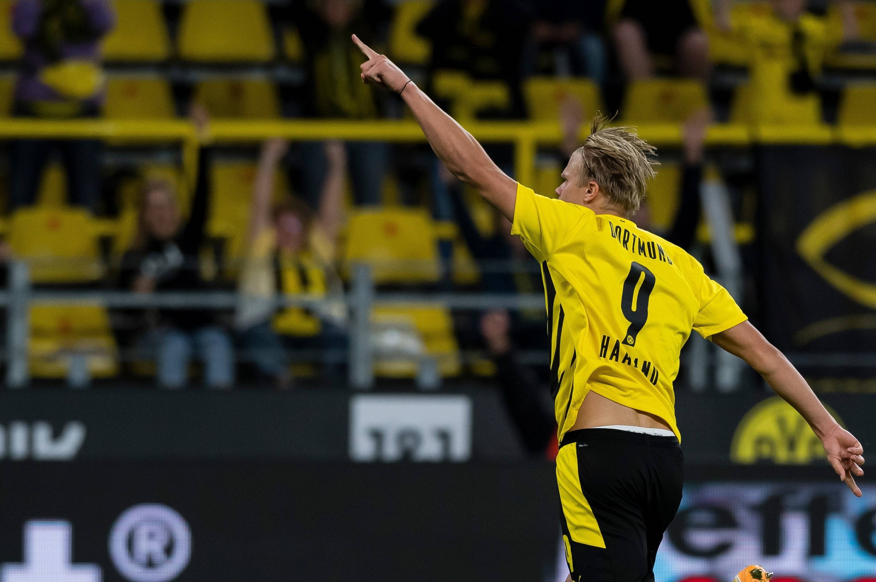 跟队：尤文近期一直在和B席接触，球员不想与曼城续约（队记：尤文近期持续接触B席，球员无意与曼城续约）