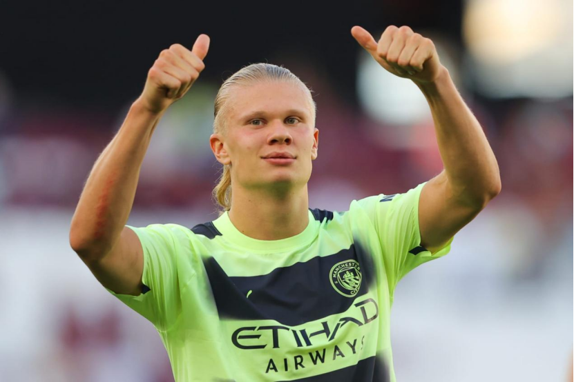 泽林斯基：之前不了解凯拉特；我们需要踢出认真且专注的比赛（泽林斯基：此前对凯拉特了解不多，但我们必须打出专注而严谨的比赛）