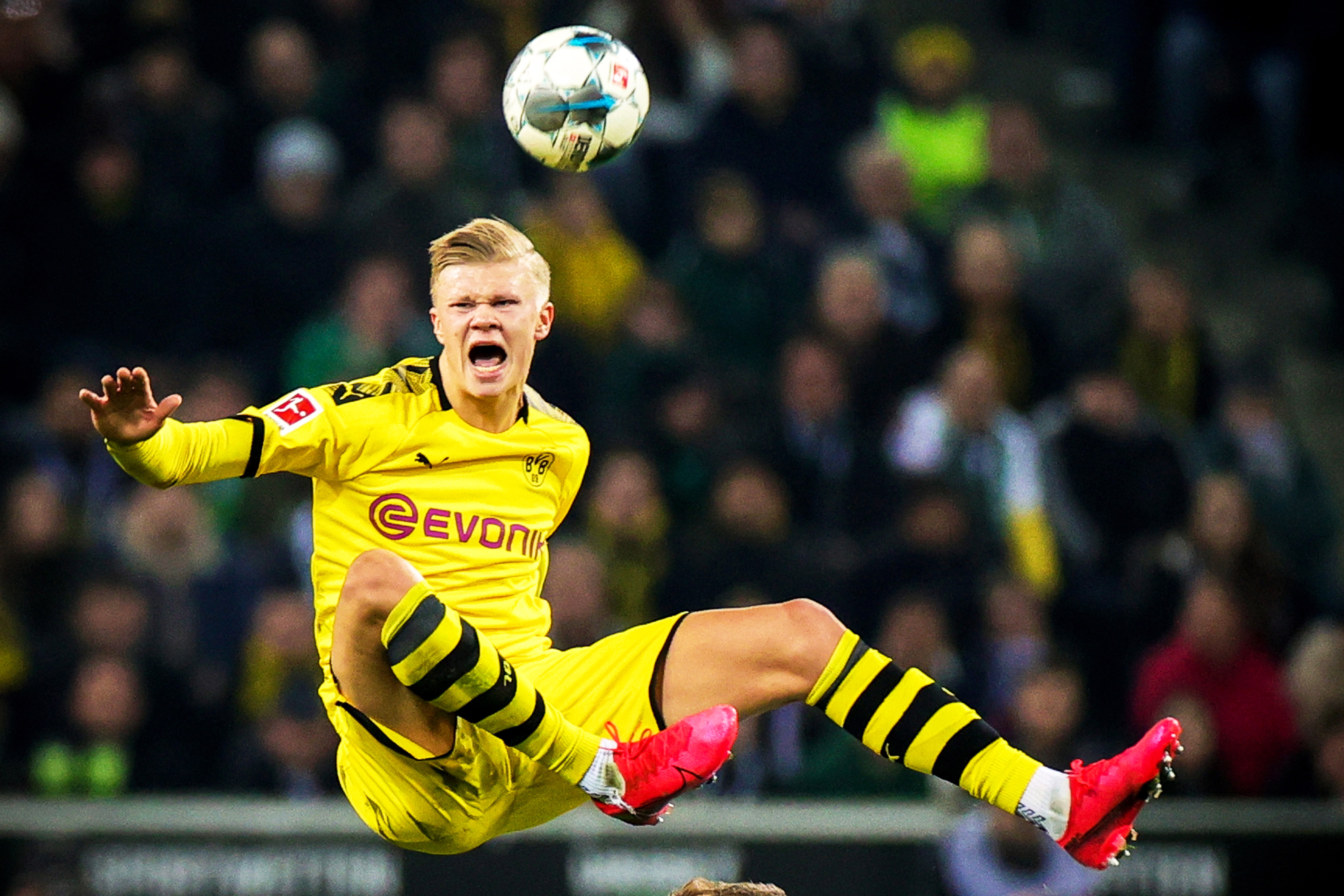 波利塔诺：世界杯资格赛必须全力以赴；最近在俱乐部很费体力（波利塔诺：世预赛要拼尽全力，近期在俱乐部消耗颇大）